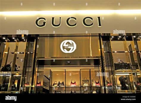 buying gucci in paris